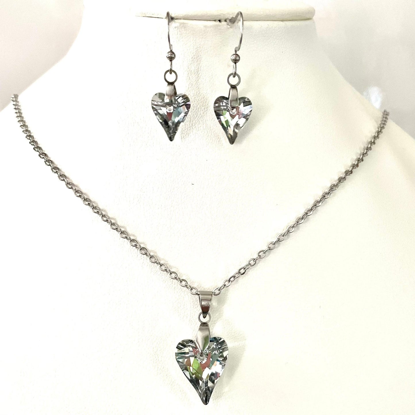 Boucles Coeur Sauvage en Cristal Argenté