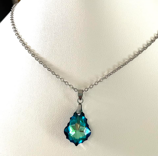 Large Baroque Bermuda Blue Crystal