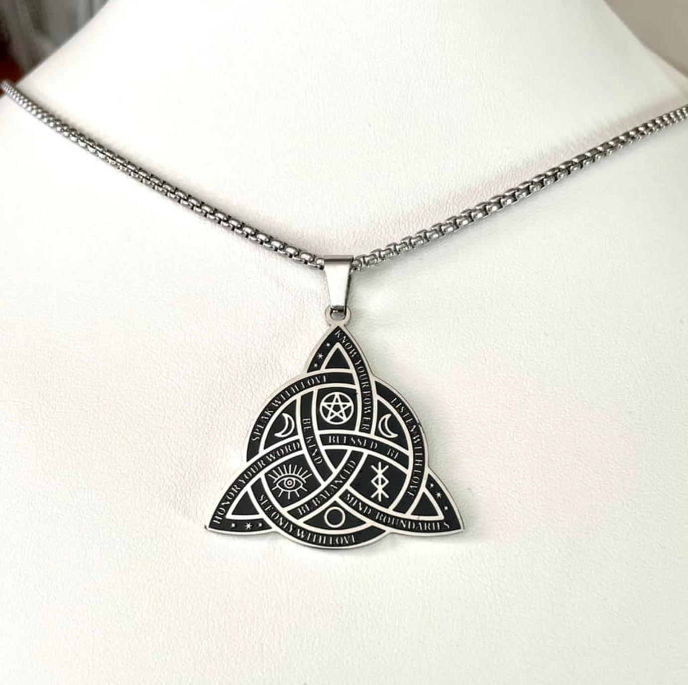Triquetra en inox