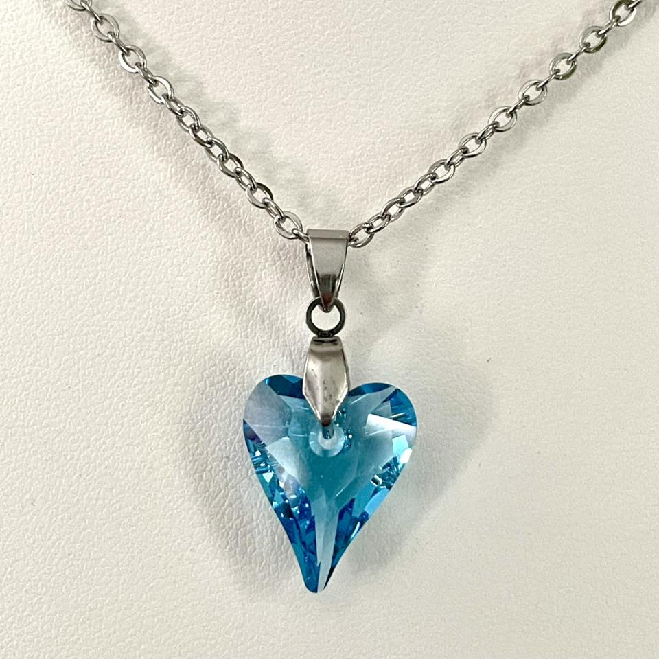 Gros Coeur Sauvage en Cristal Aigue-Marine