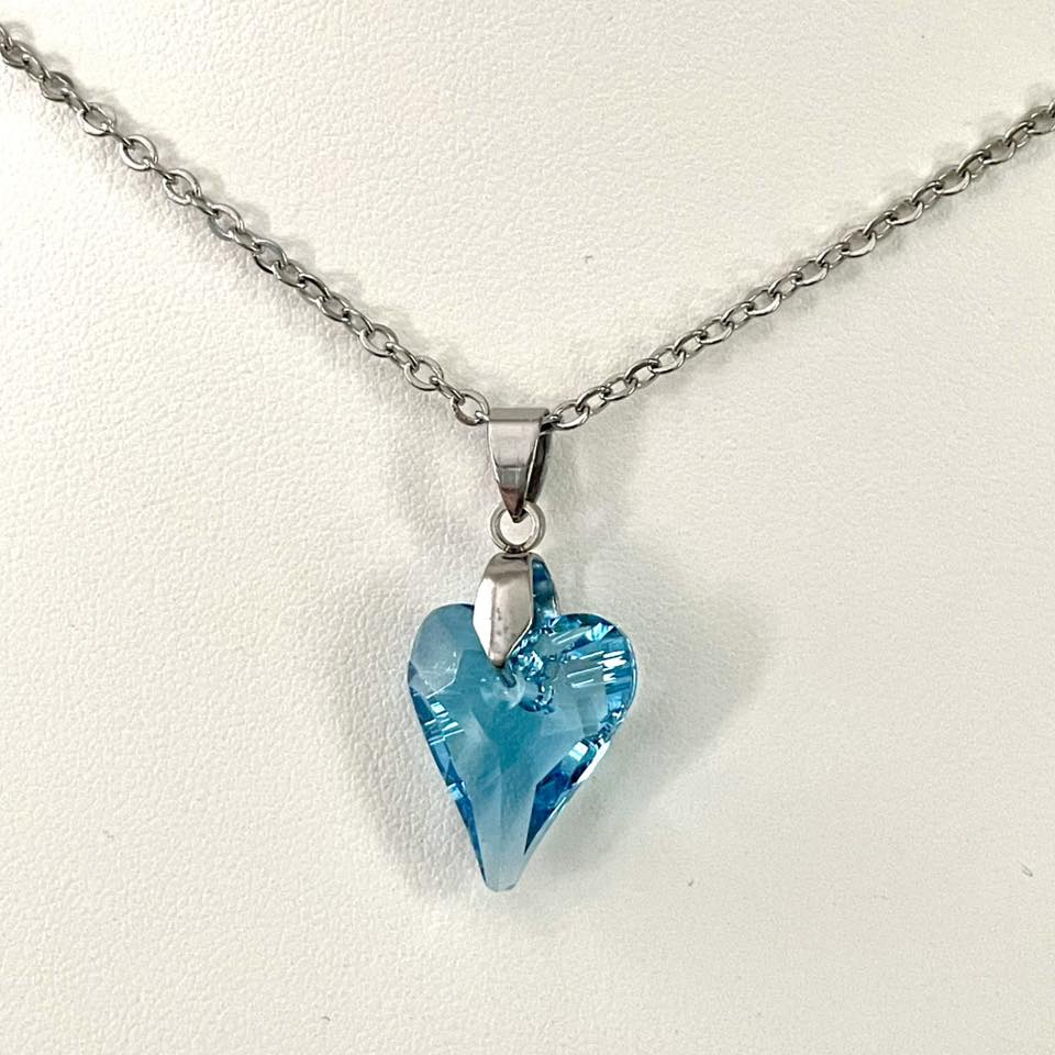 Gros Coeur Sauvage en Cristal Aigue-Marine