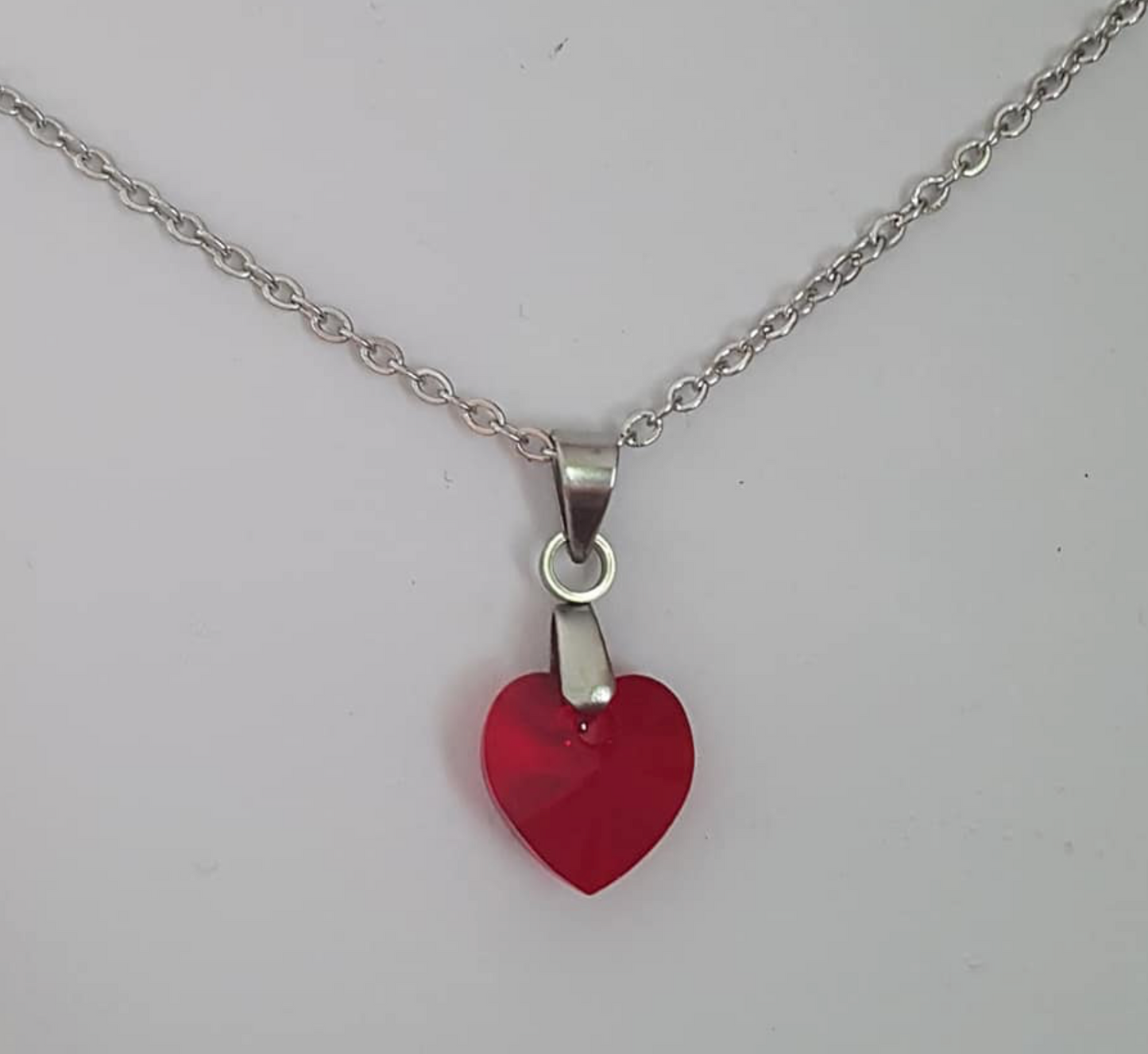 Petit coeur 10mm en cristal Rouge Translucide