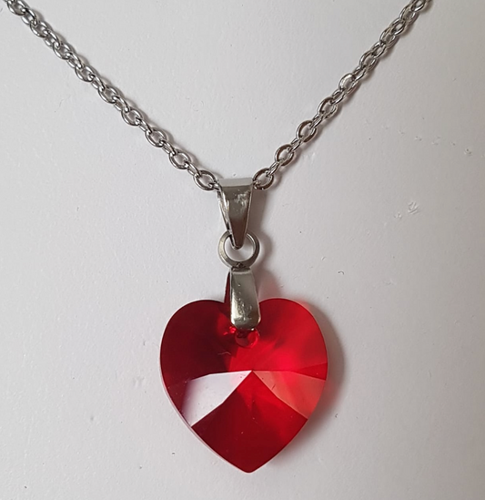 Medium 14mm Heart in Translucent Light Red Crystal 