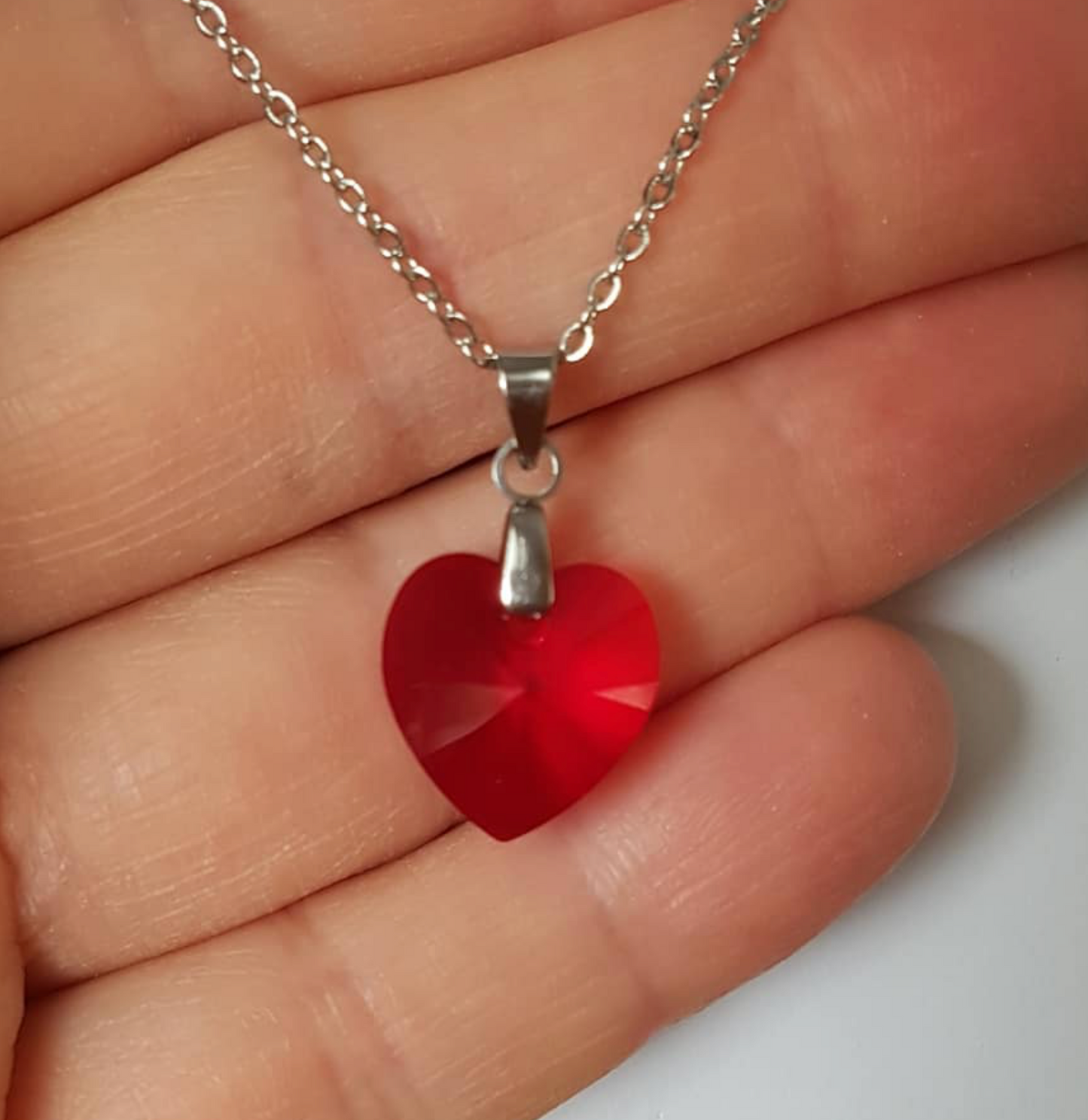 Moyen Coeur 14mm en Cristal Rouge Clair Translucide