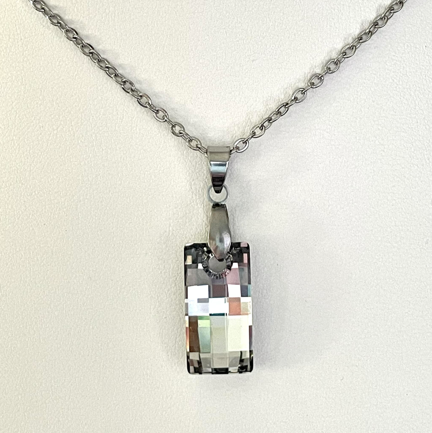 Urban Crystal Silver Stained Glass 