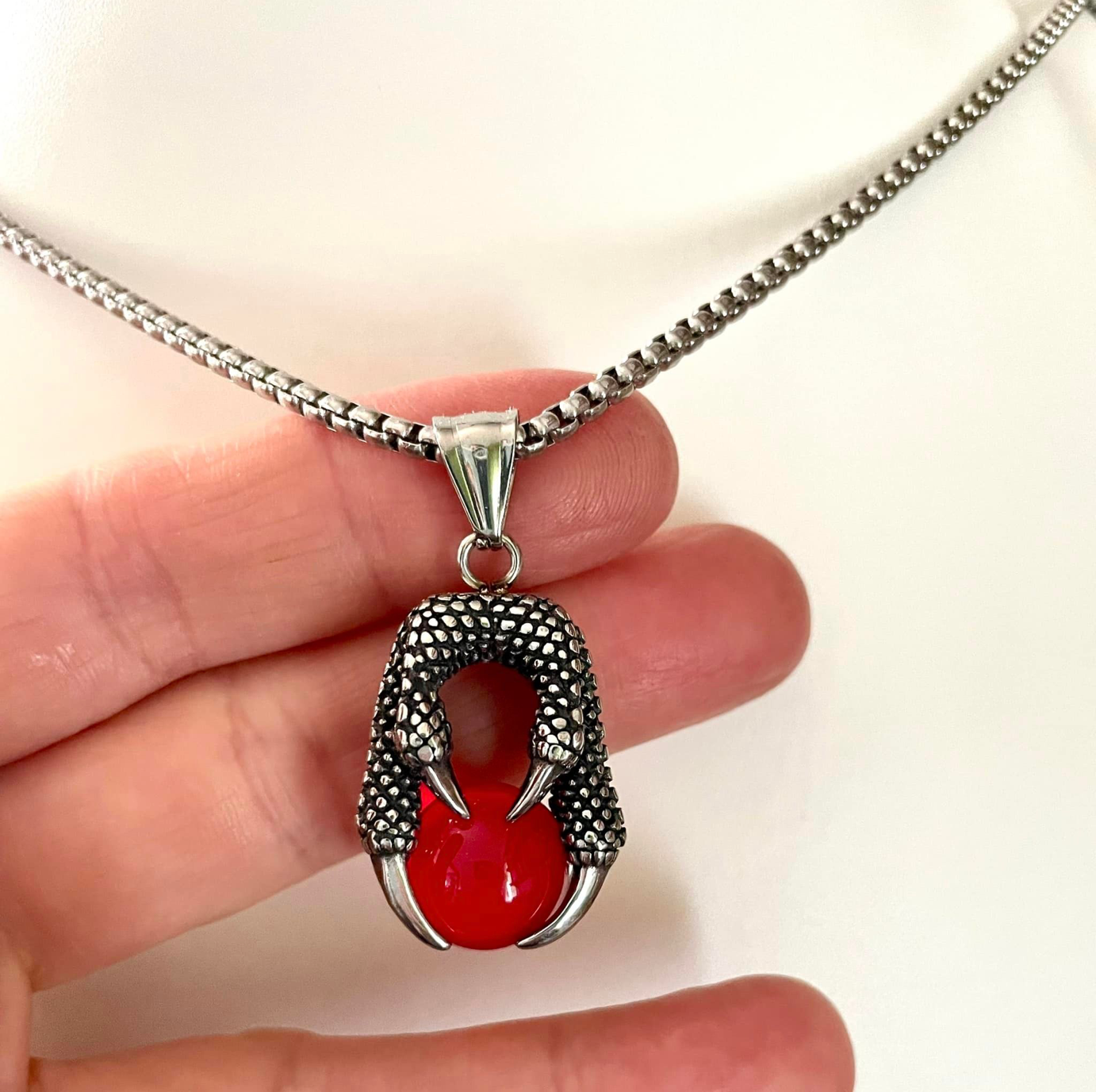 Griffe de Dragon Rouge en inox