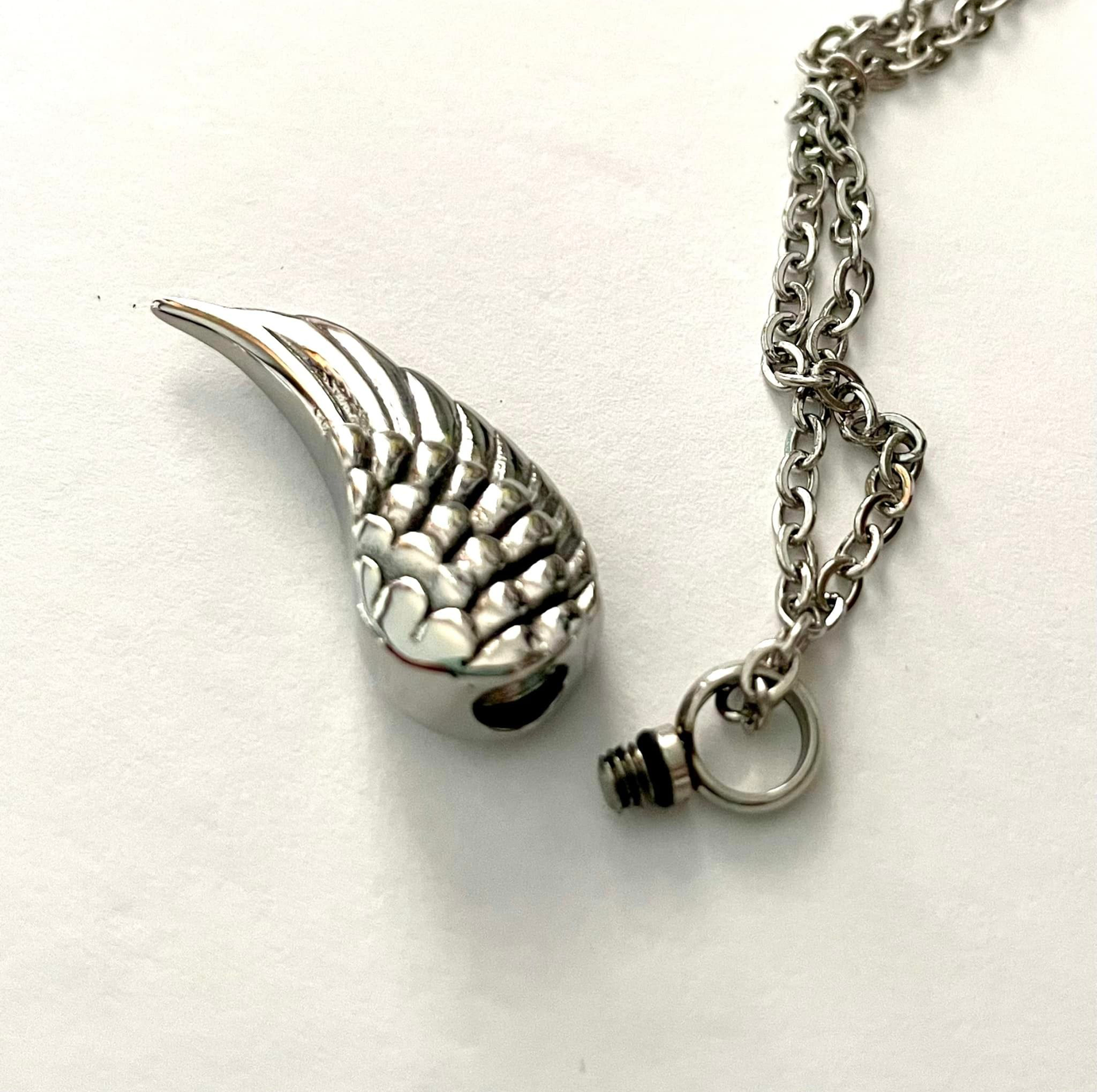 Urne Pendentif Aile d’Ange en inox