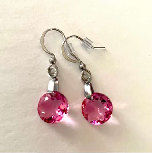 Boucles Classiques en Cristal Rose Translucide