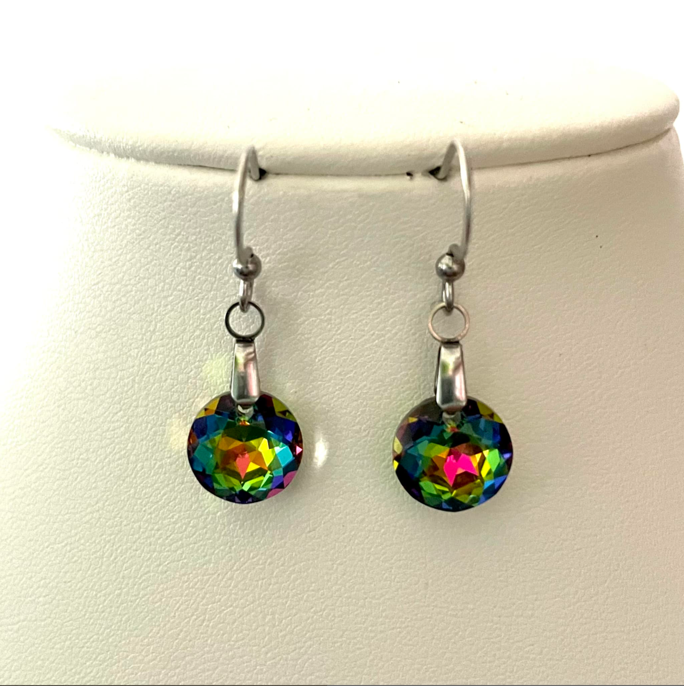 Boucles Classiques en Cristal Multicolore