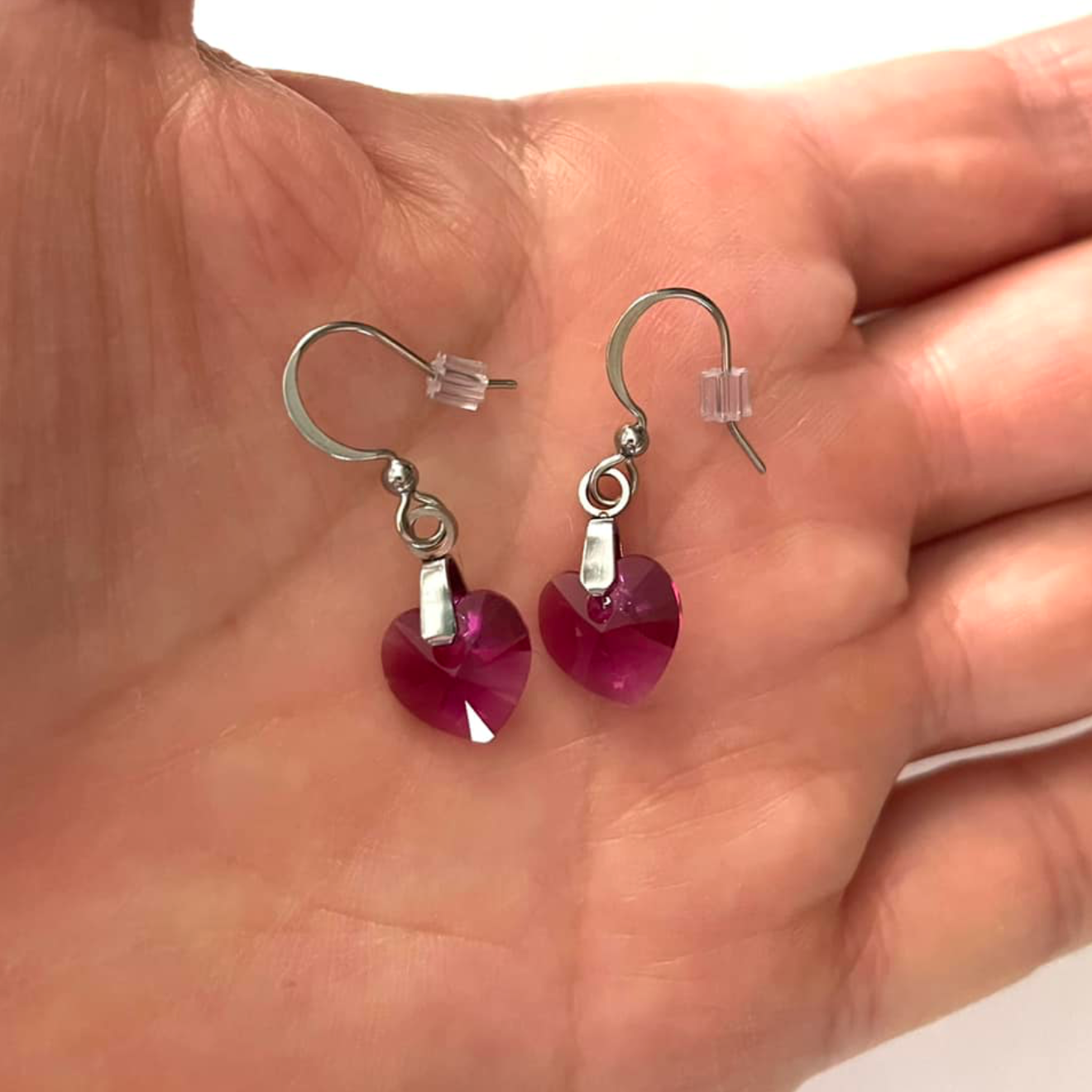 Boucles Coeur en Cristal Fuchsia Translucide