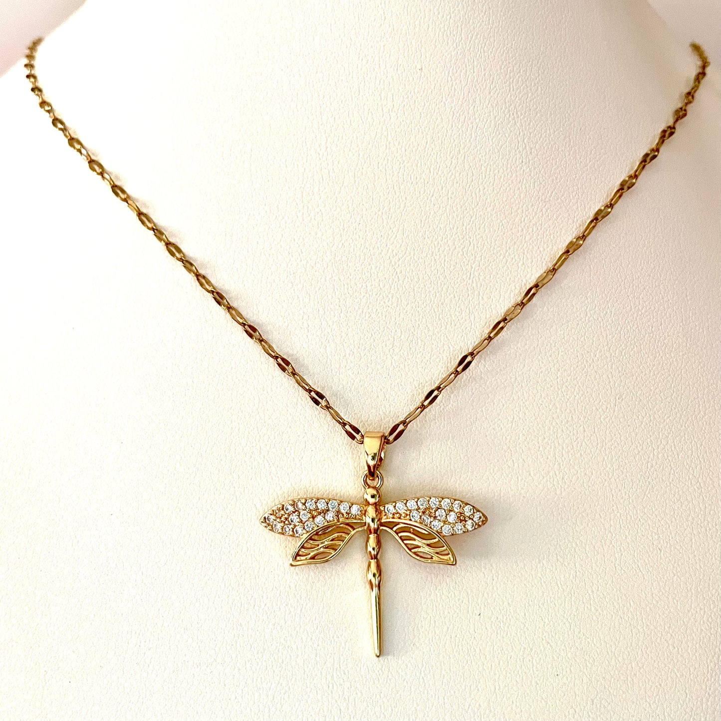 Collier Libellule en inox doré