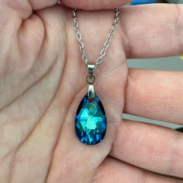 Gros Pendentif Poire Bleu Bermudes