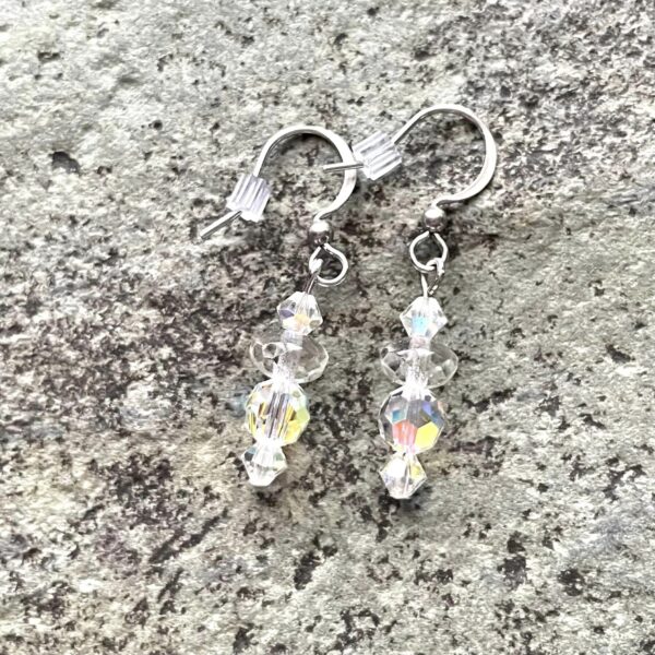 Boucles d'oreilles en cristal aurore boréale – Image 2