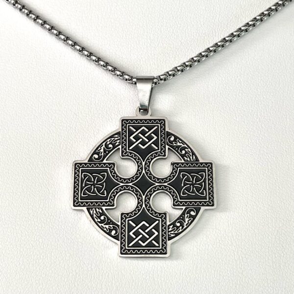 Pendentif Croix Celtique en inox