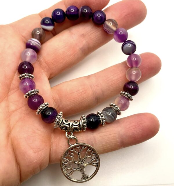 Bracelet en Agate Violette avec arbre de vie – Image 2